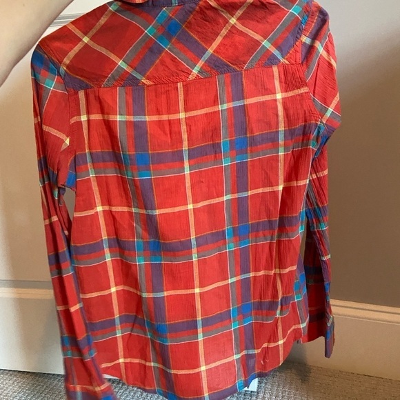 XS lightweight casual button up - Picture 5 of 5